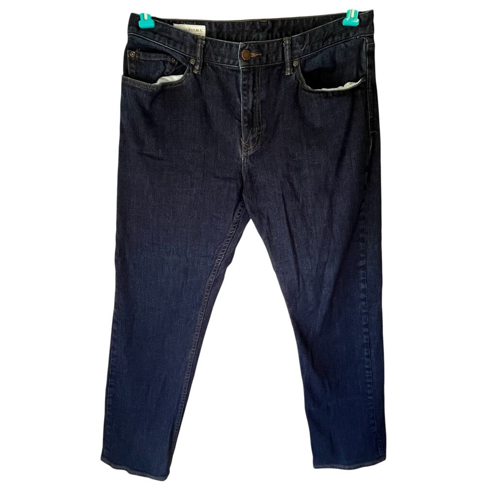 Banana Republic Men's Dark Wash Straight Leg Jean Size 35W 32L
